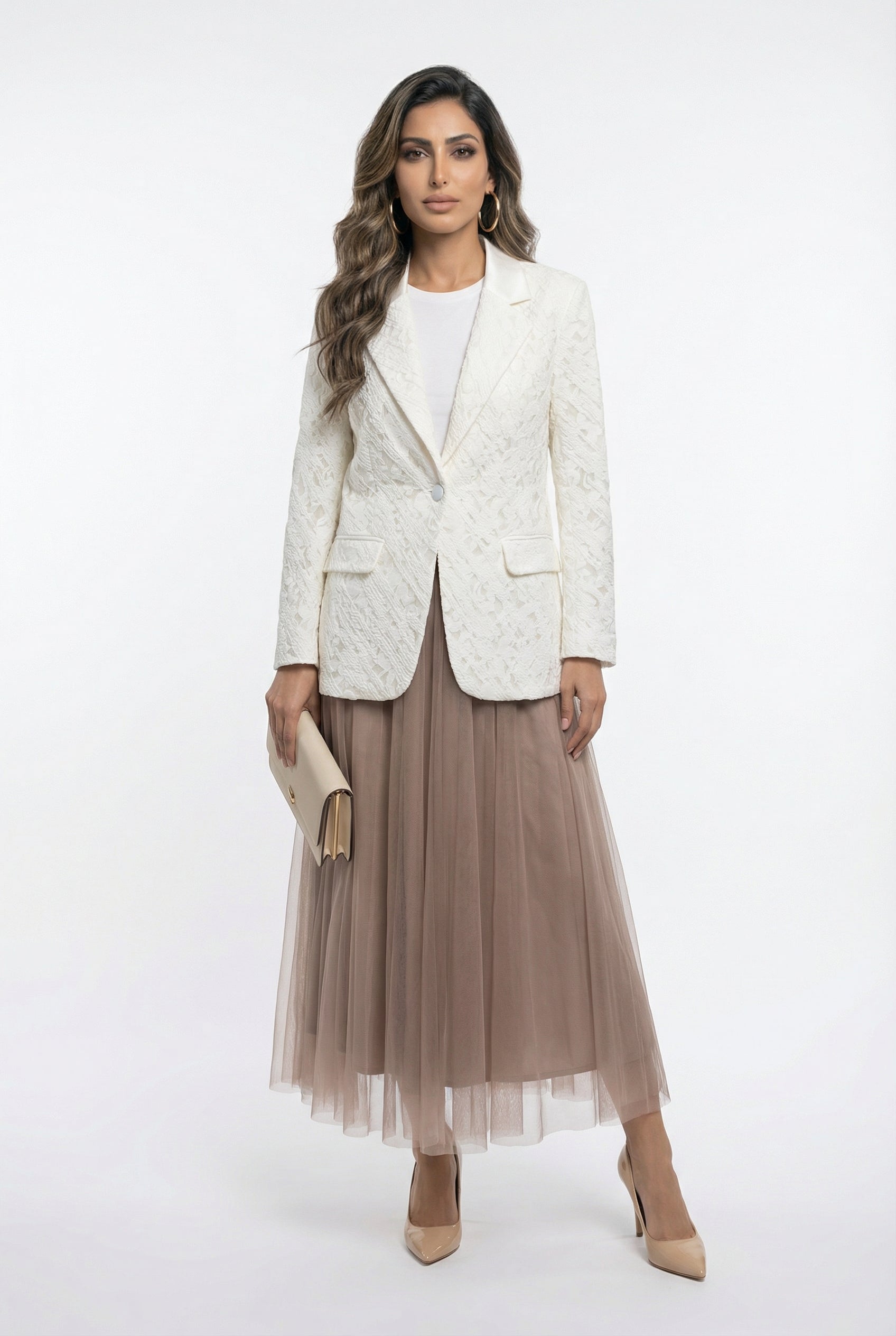 Loma Floral Lace Sequins Embroidery Jacket جاكيت مطرز بالترتر والدانتيل الزهري - Brown Loft