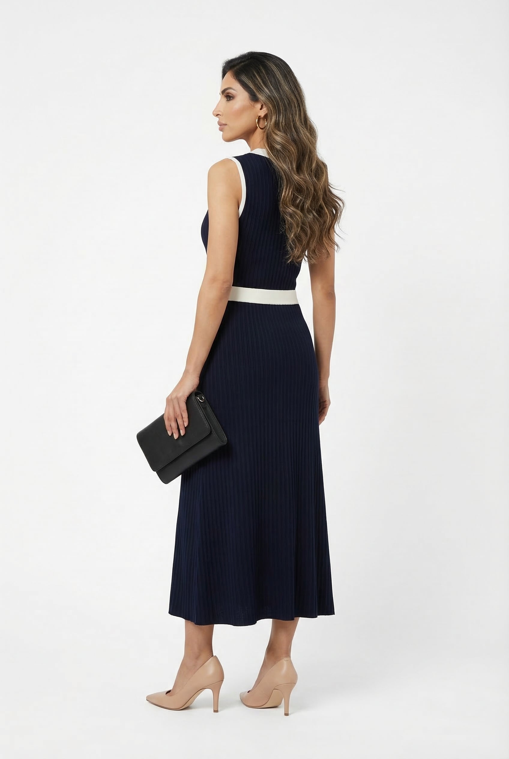 LS2616160 Sleeveless Dress فستان بدون أكمام - Brown Loft