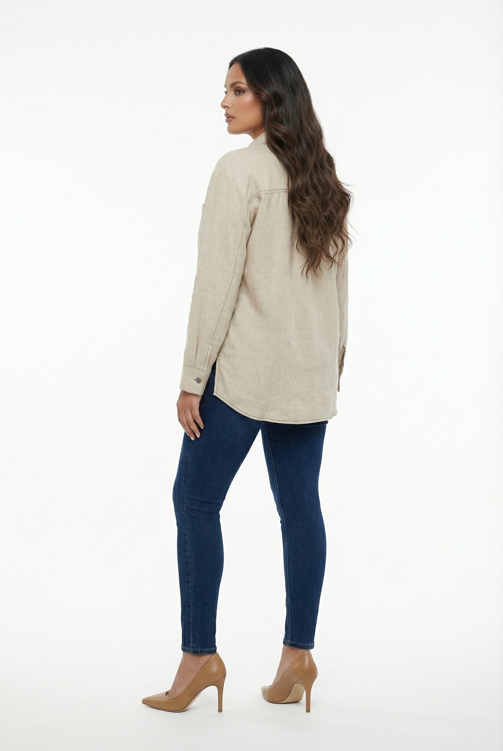 8501.3053 Oversized Long Back Linen Shirt قميص كتان واسع بظهر طويل - Brown Loft
