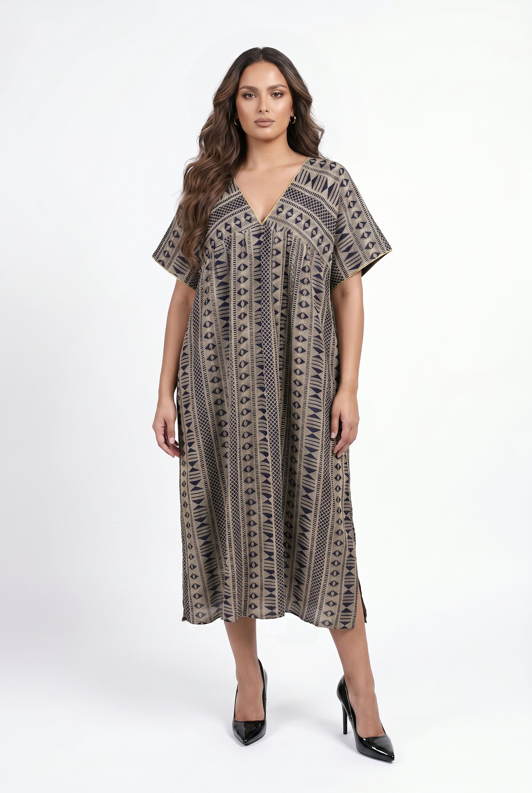 8301.7180 Geometric Embroidered Oversized Kaftan - Brown Loft
