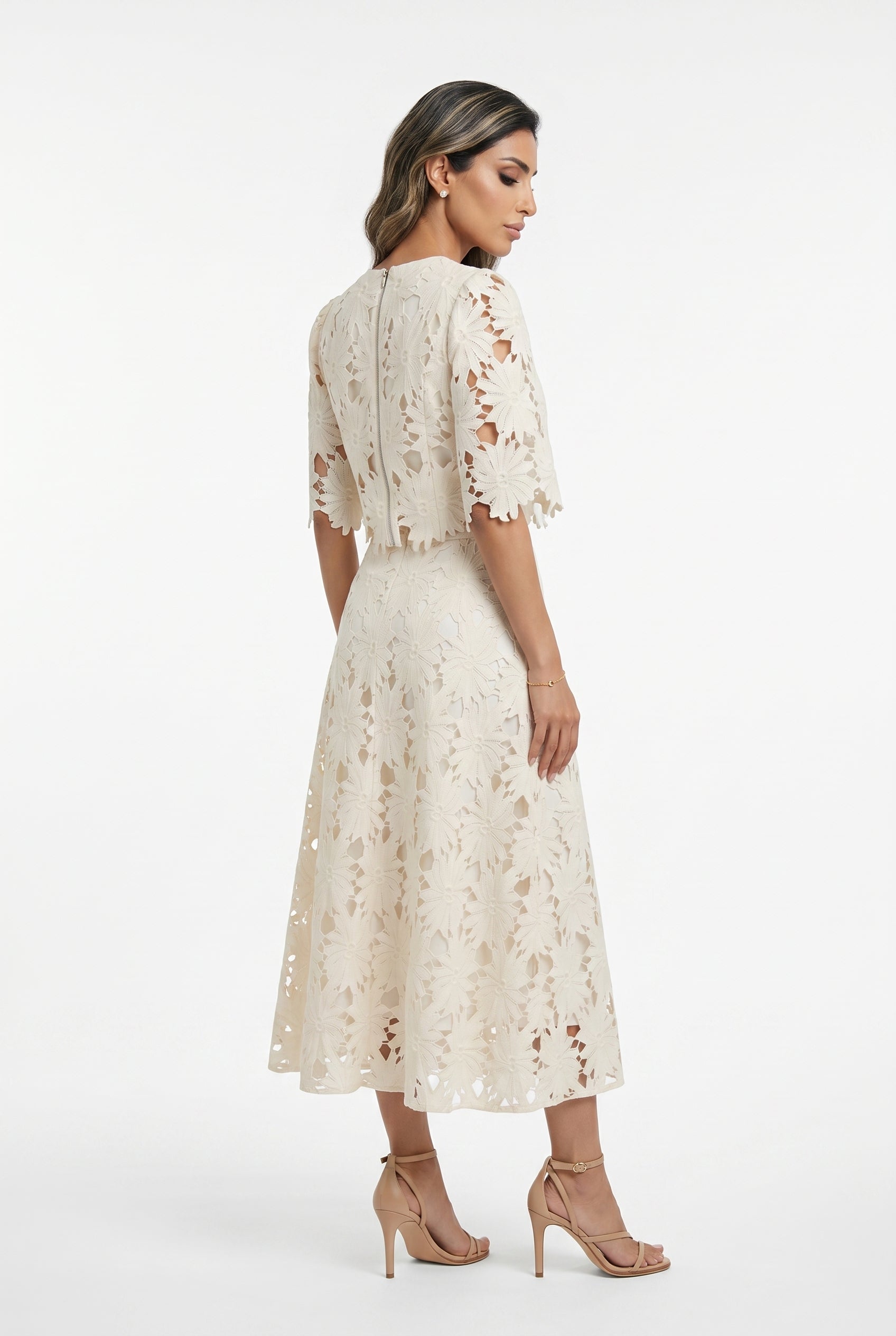 81071/72 Round Neck Floral Lace Crop Top and Lared Silhouette Skirt Set
