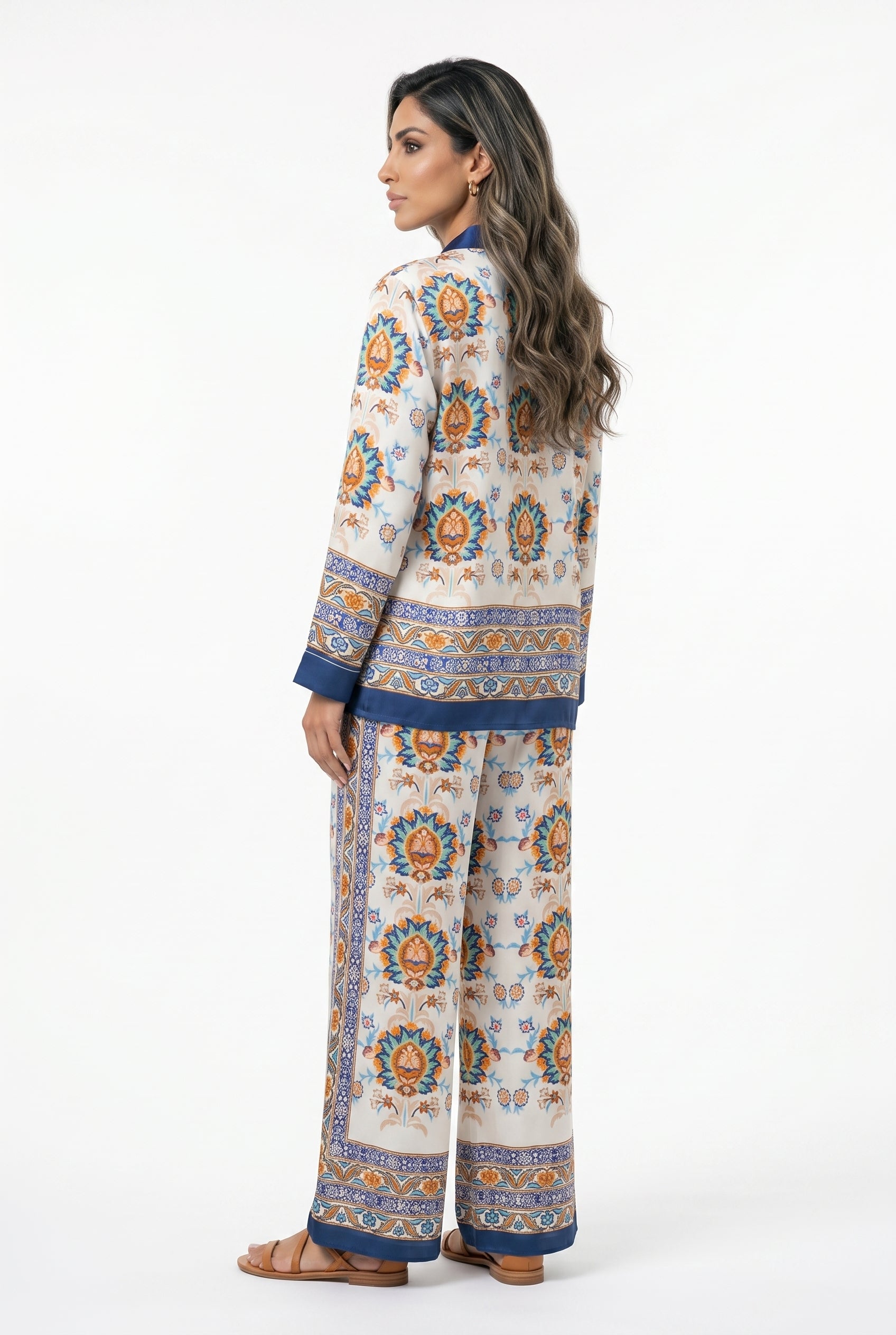 BCG03733 Printed Satin Jacket and Pants Set