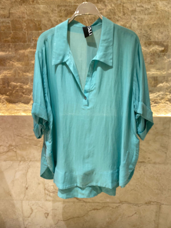 8101.1034 Long Back Linen Shirt قميص كتان طويل من الخلف