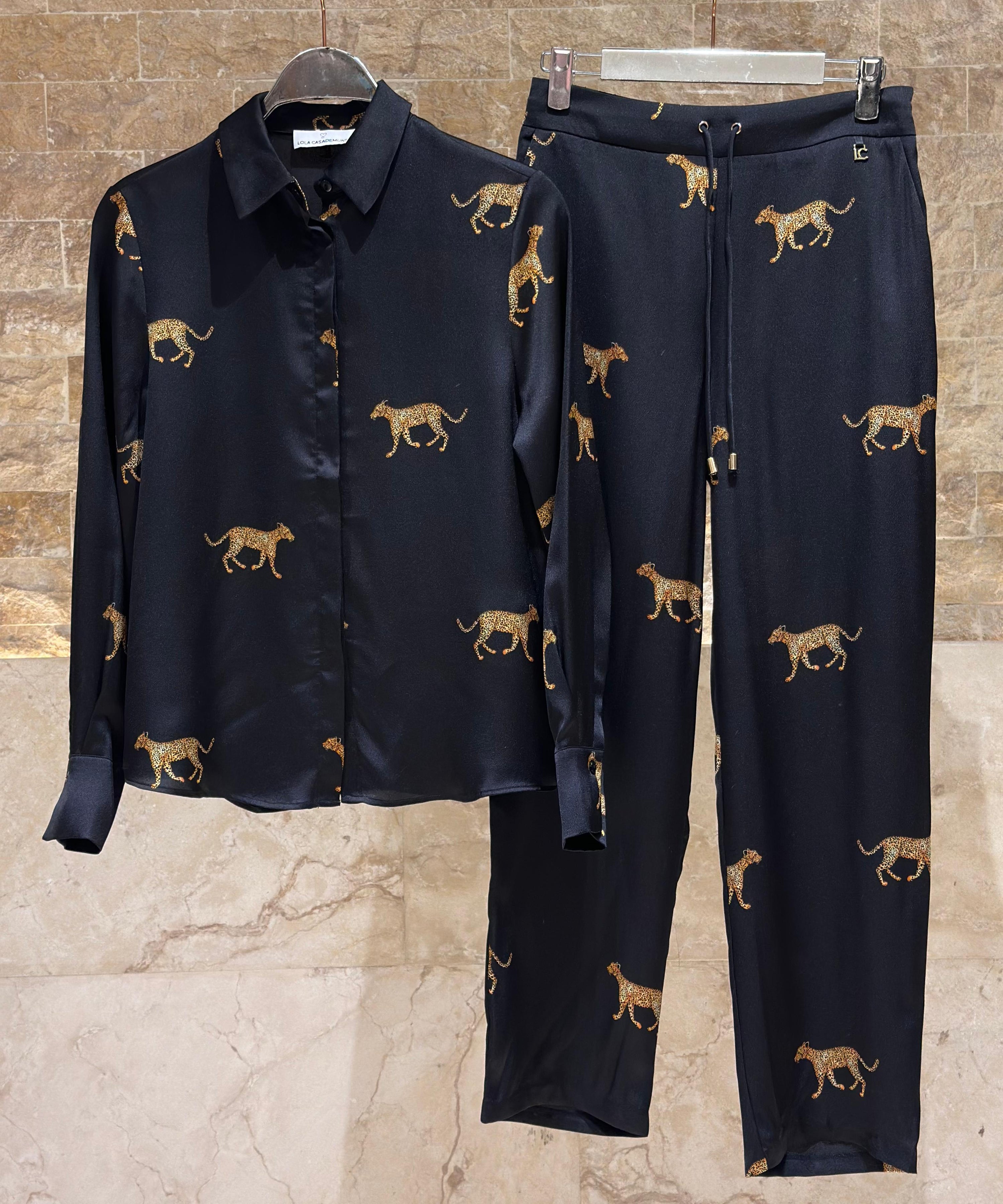 2615051/4022 Satin Leopard Print Shirt and Pants قميص وسروال بطبعة الفهد من الستان - Brown Loft