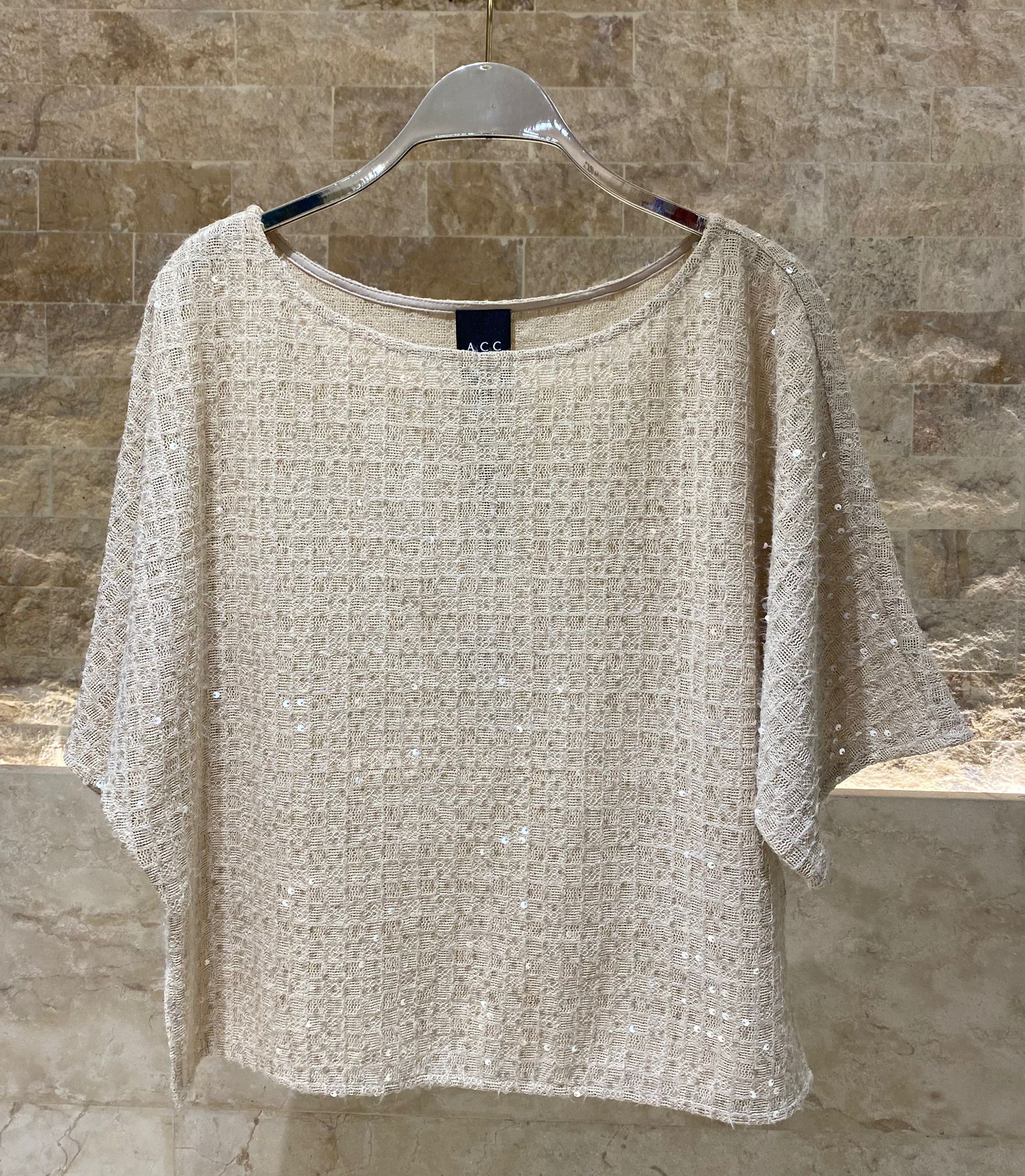 53-2167 Sequins Tops بلوزات مزينة بالترتر - Brown Loft