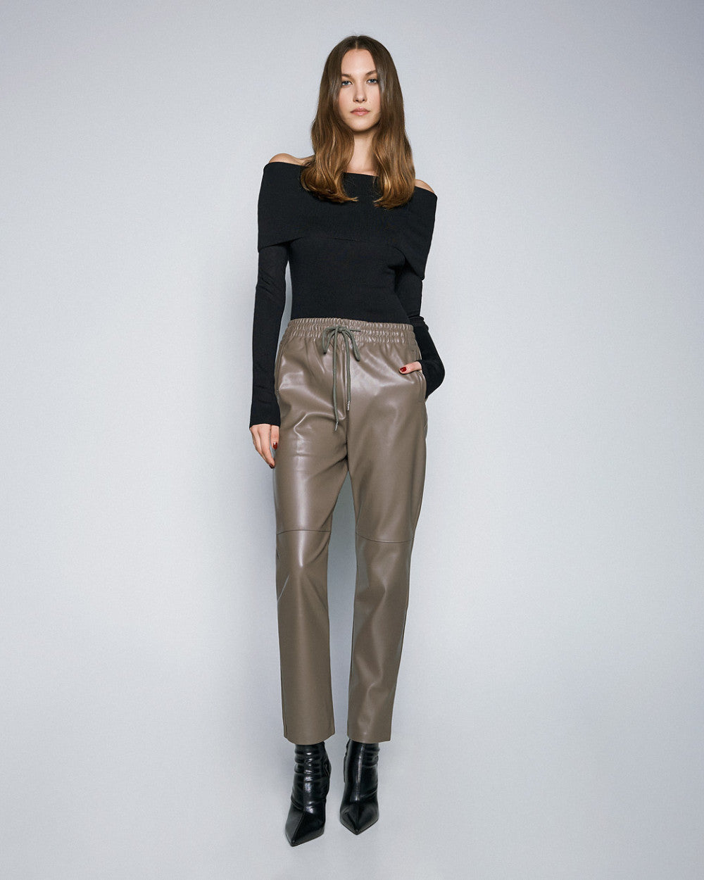 54-8081 Faux Leather Pants - Brown Loft