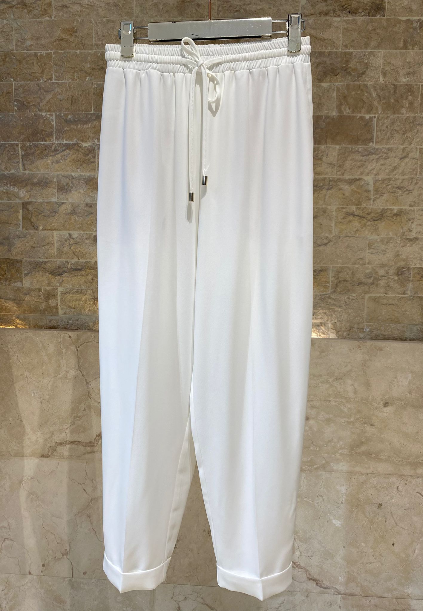 63-5101 Elasticated Pants with Turn-up Cuffs - Brown Loft