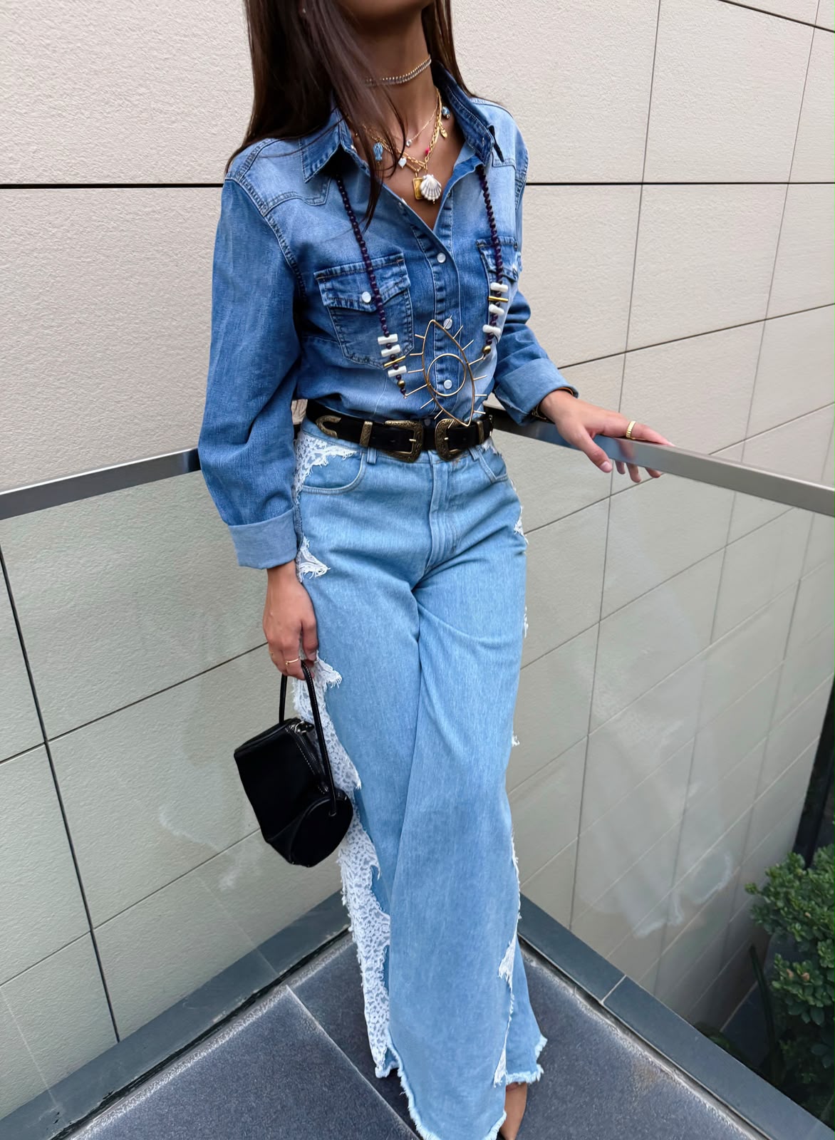 SD9186 Classic Light Wash Denim Shirt