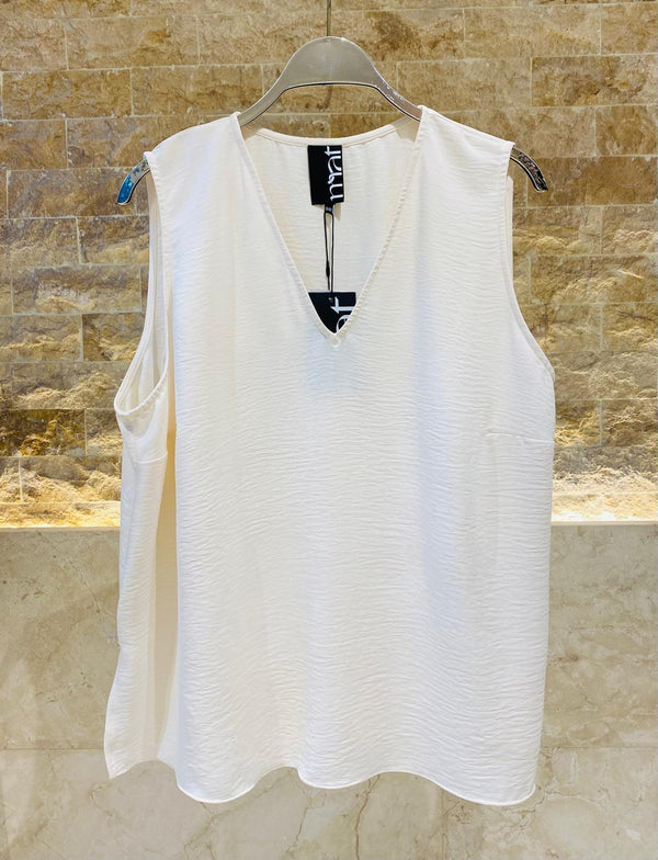 V Neck Oversized Airwashed Crepe Sleeveless Top - 8201.1103