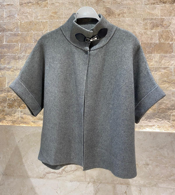 HY2394 High Collared Neck Sweater Topسترة بياقة عالية وياقة عالية