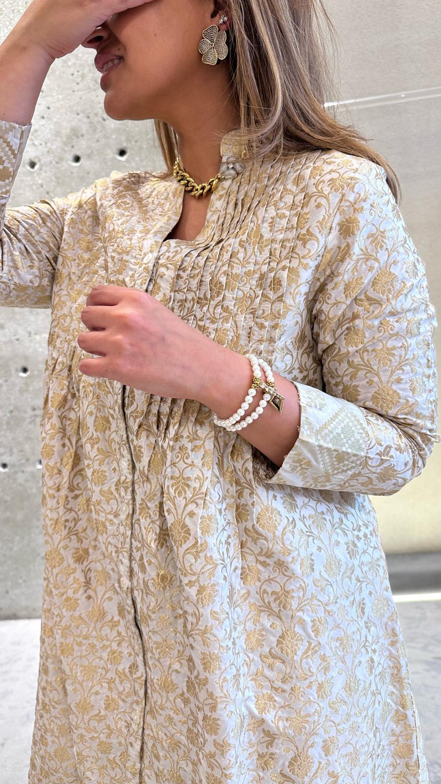 Flower Embossed Dress - 122 - Brown Loft