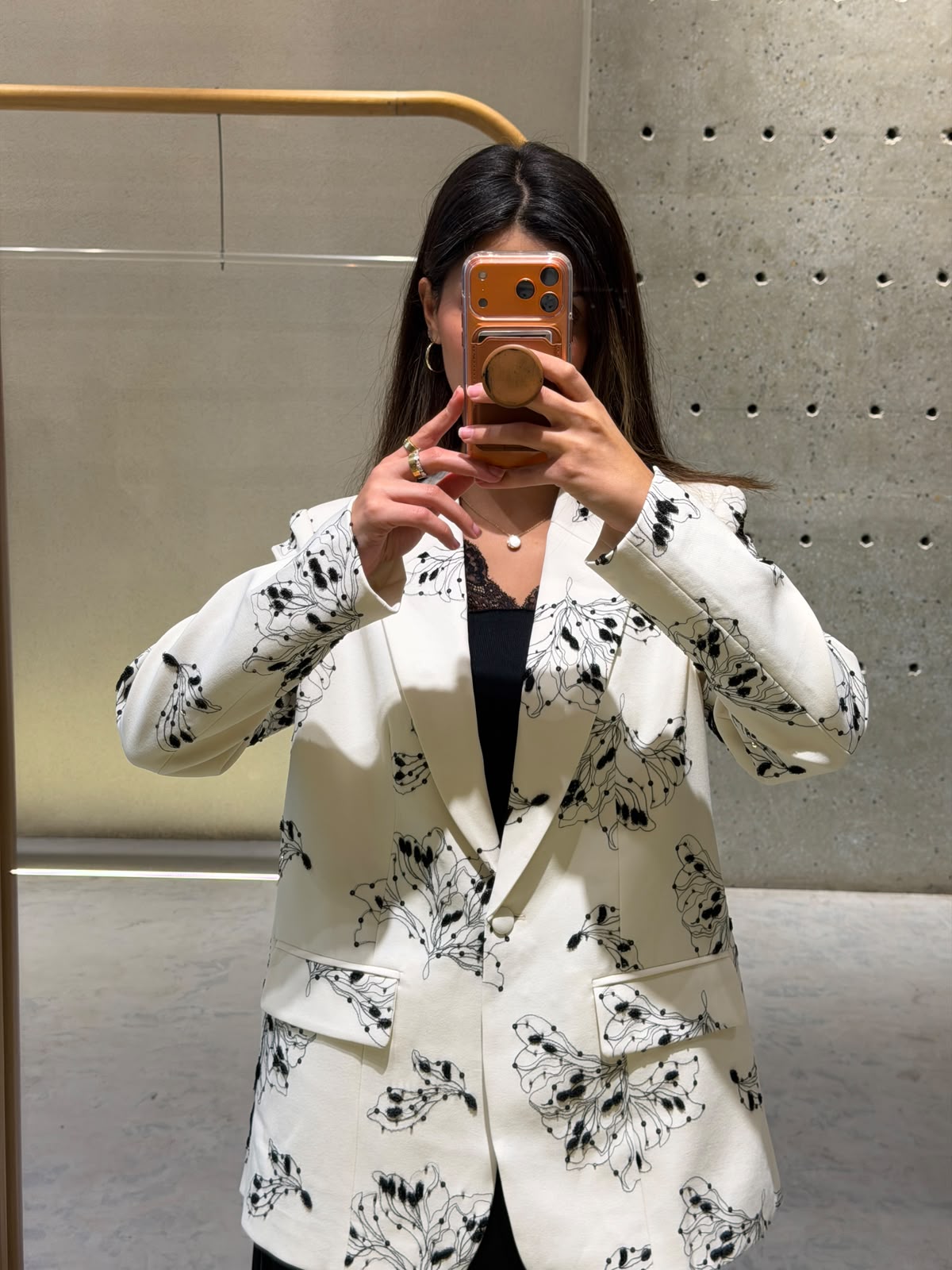 Printed blazer jacket with notched lapel and welt pockets C30193
