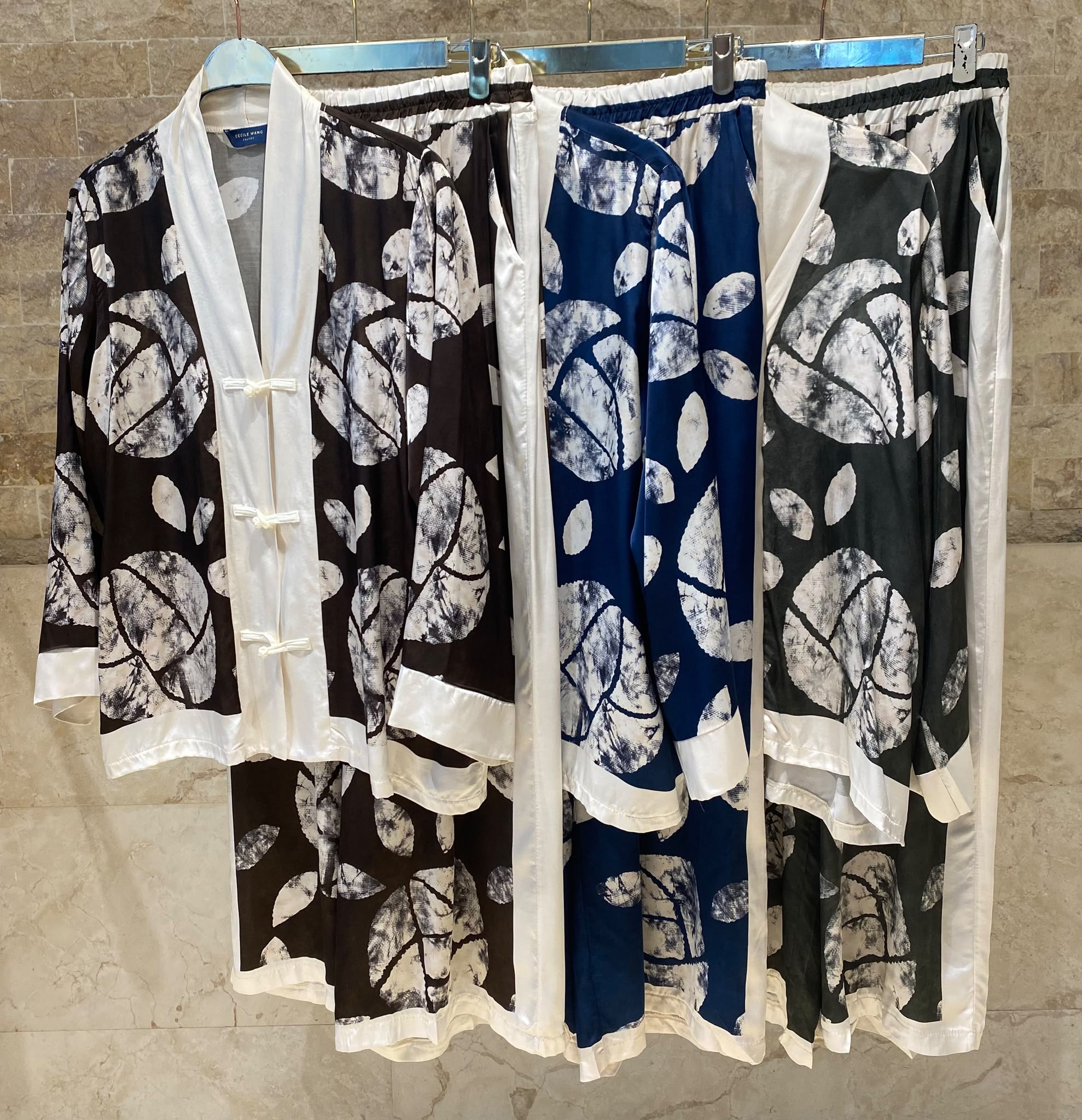 Leaf Print Satin Jacket and Pants Set KD88009/9099VS-14