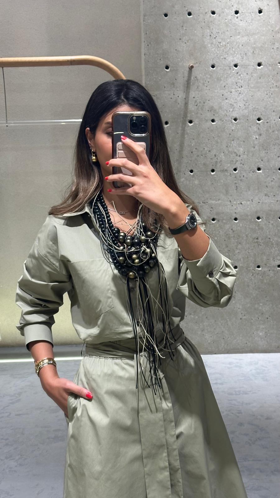 53-7052 قميص طويل الحجم بياقة بأزرار طويلة - Brown Loft