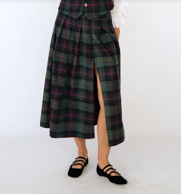 33008 Side Zippered Plaid Pleated Scottish Tartan Skirt - Brown Loft
