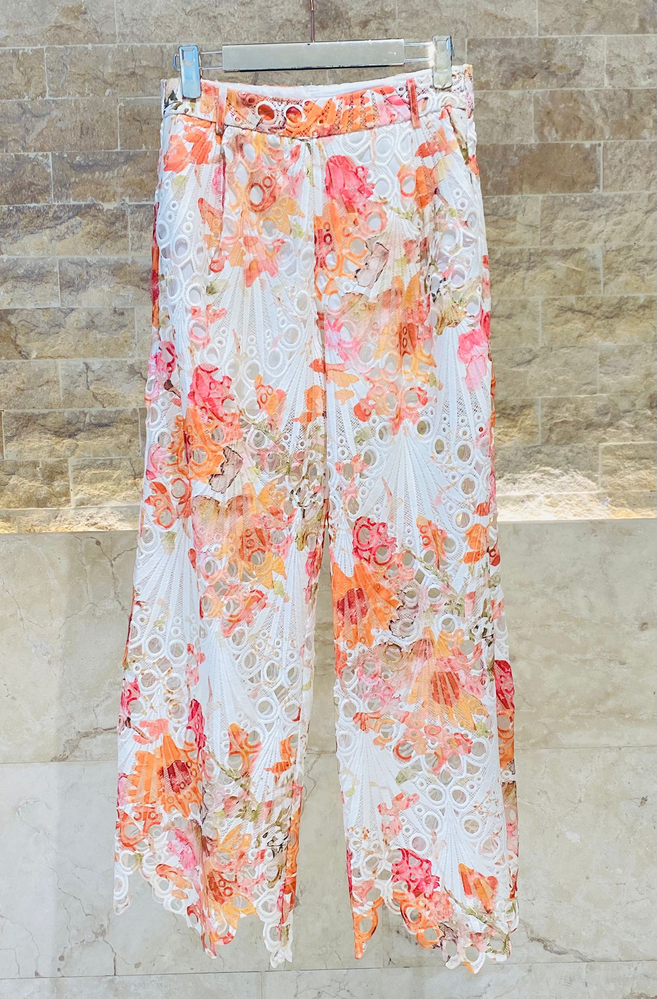 Audrey/Selma Embroidery Lace Shirt and Pants قميص وسروال من الدانتيل المطرز - Brown Loft