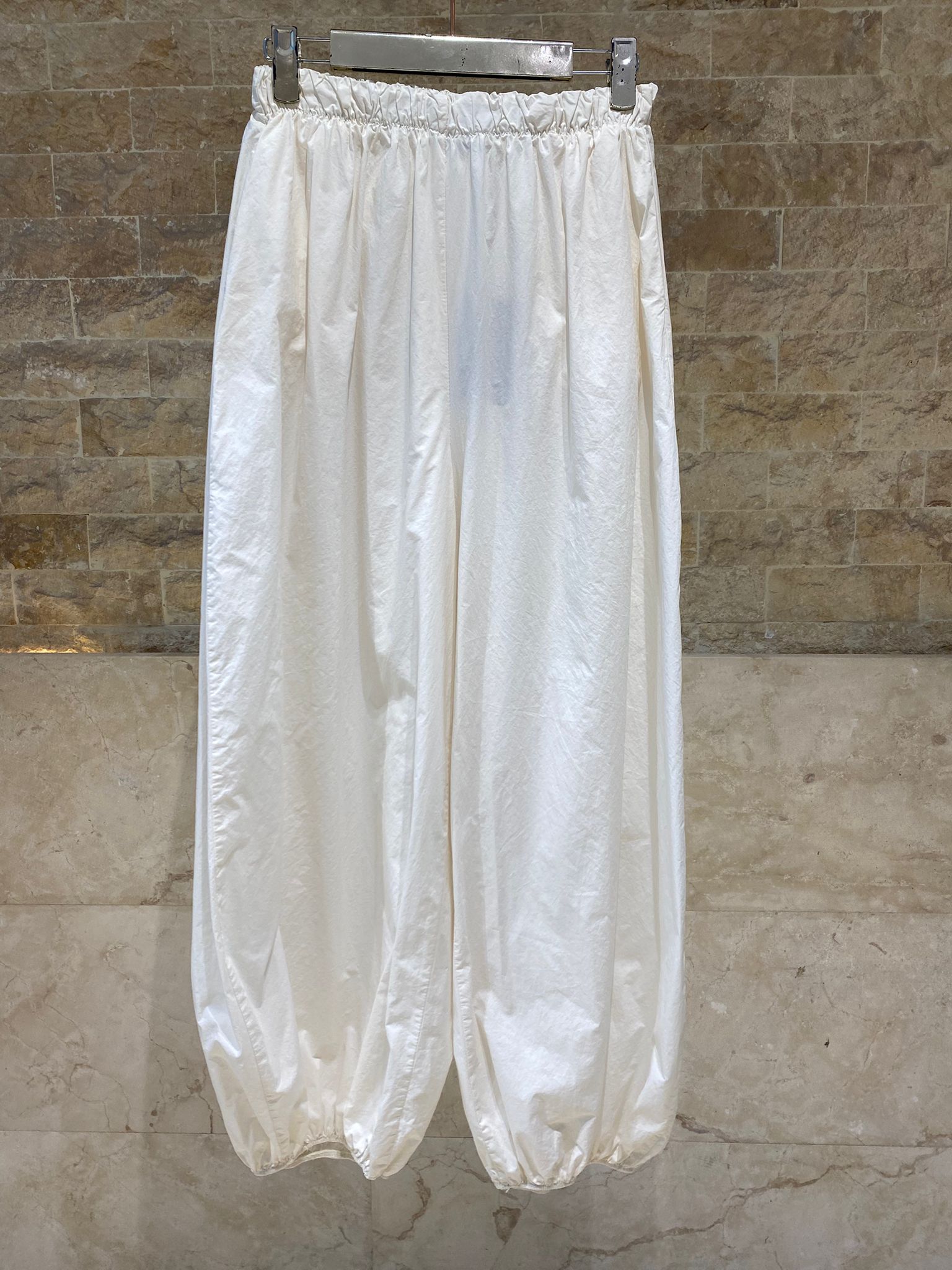 TDM08726 Parachute Harem Pants سروال حريمي واسع من قماش الباراشوت - Brown Loft