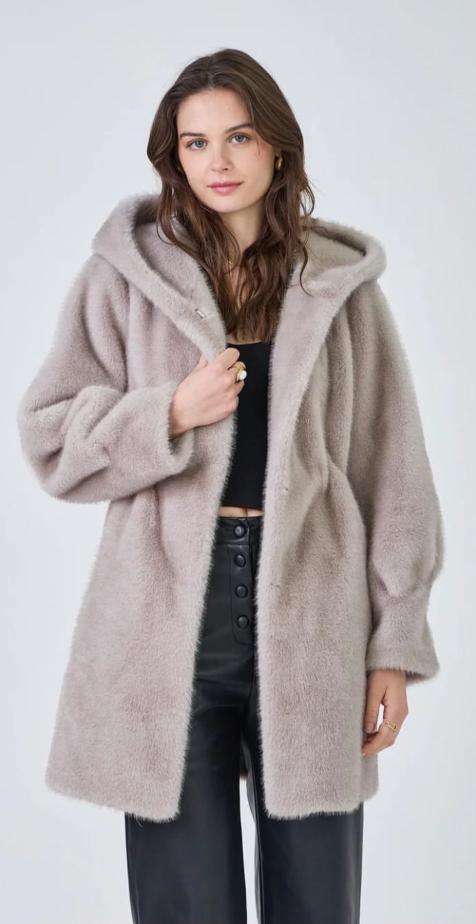 Lisa - Faux Fur Long Coat - Brown Loft