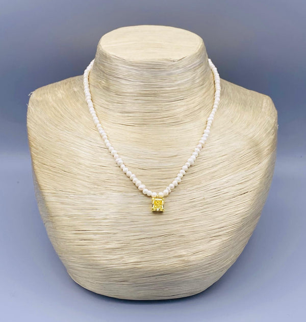 Pearl Beaded Yellow Stone Necklace