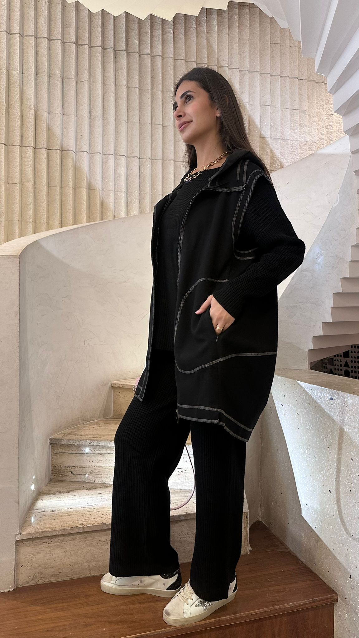 25AW-2057 Loose Hooded Long Vest