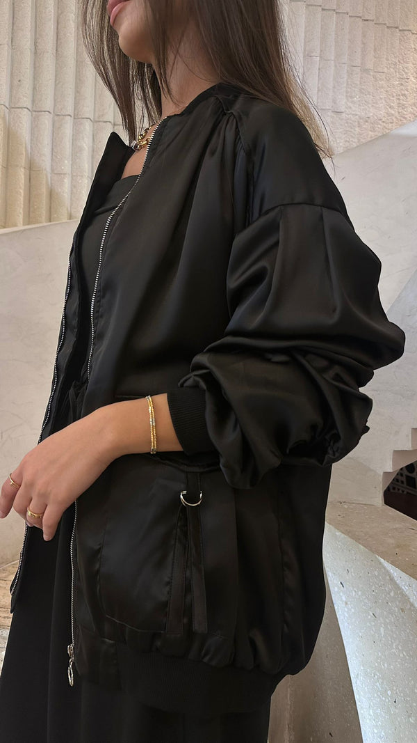 MJ84069 سترة ساتان كبيرة الحجم ذات ياقة مضلعة وسحاب