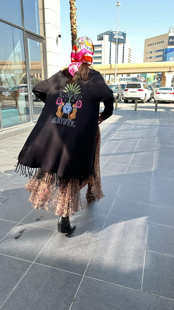 31943 (KNITWEAR CARDIGAN BLACK) سترة صوفية تريكو مع شراشيب سوداء