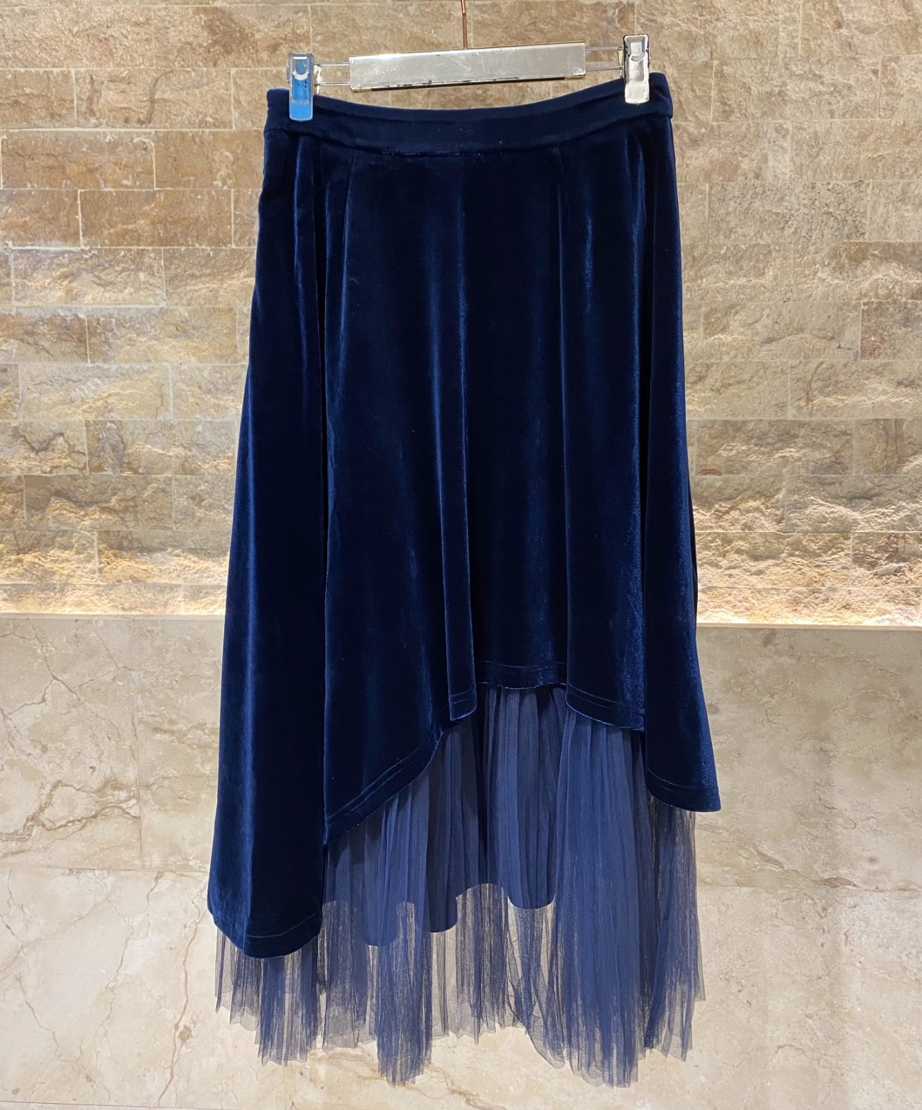 Q37516 Asymmetrical Velvet Skirt