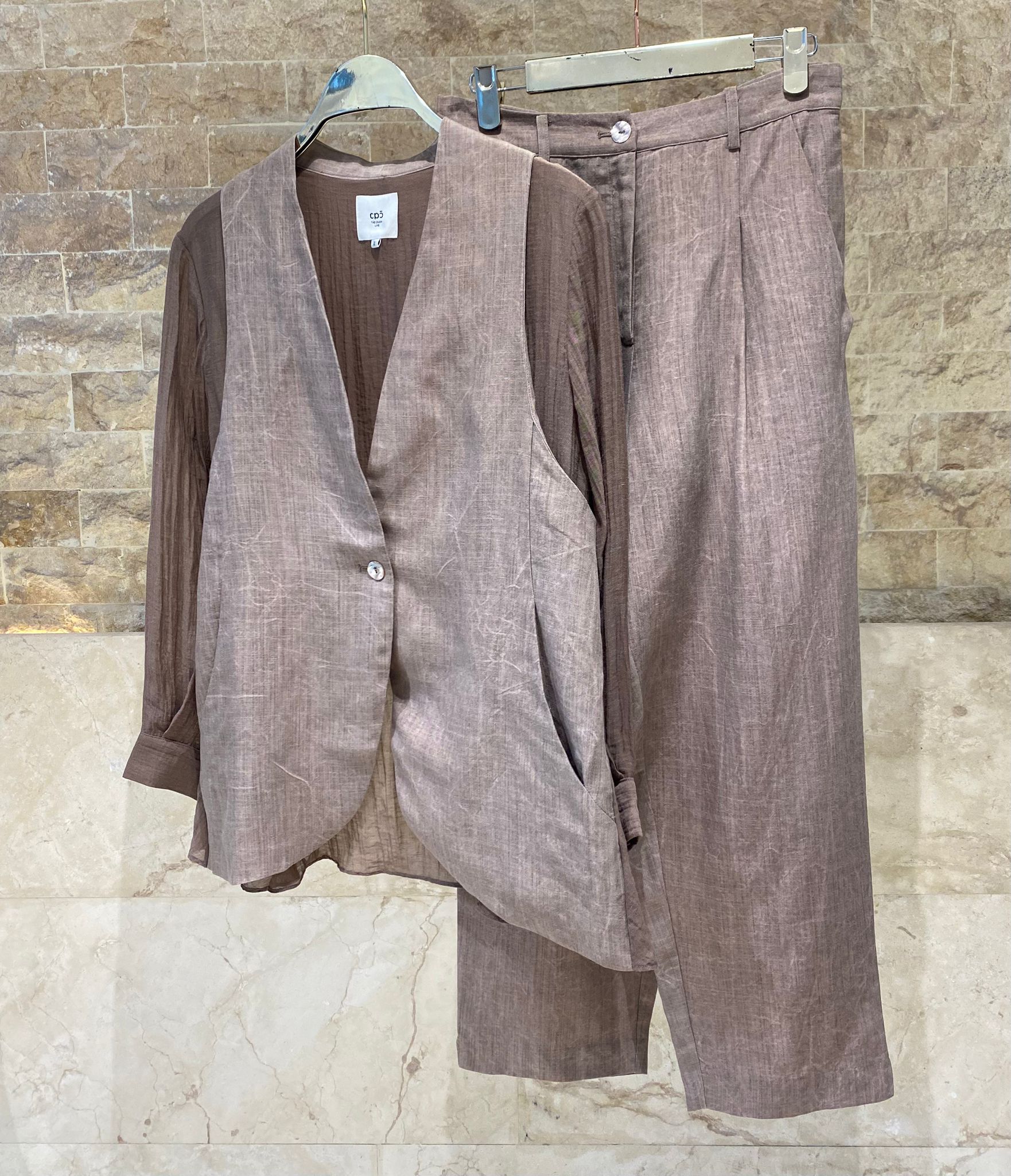 26S-5089/8090 Waistcoat Jacket and Pants - Brown Loft