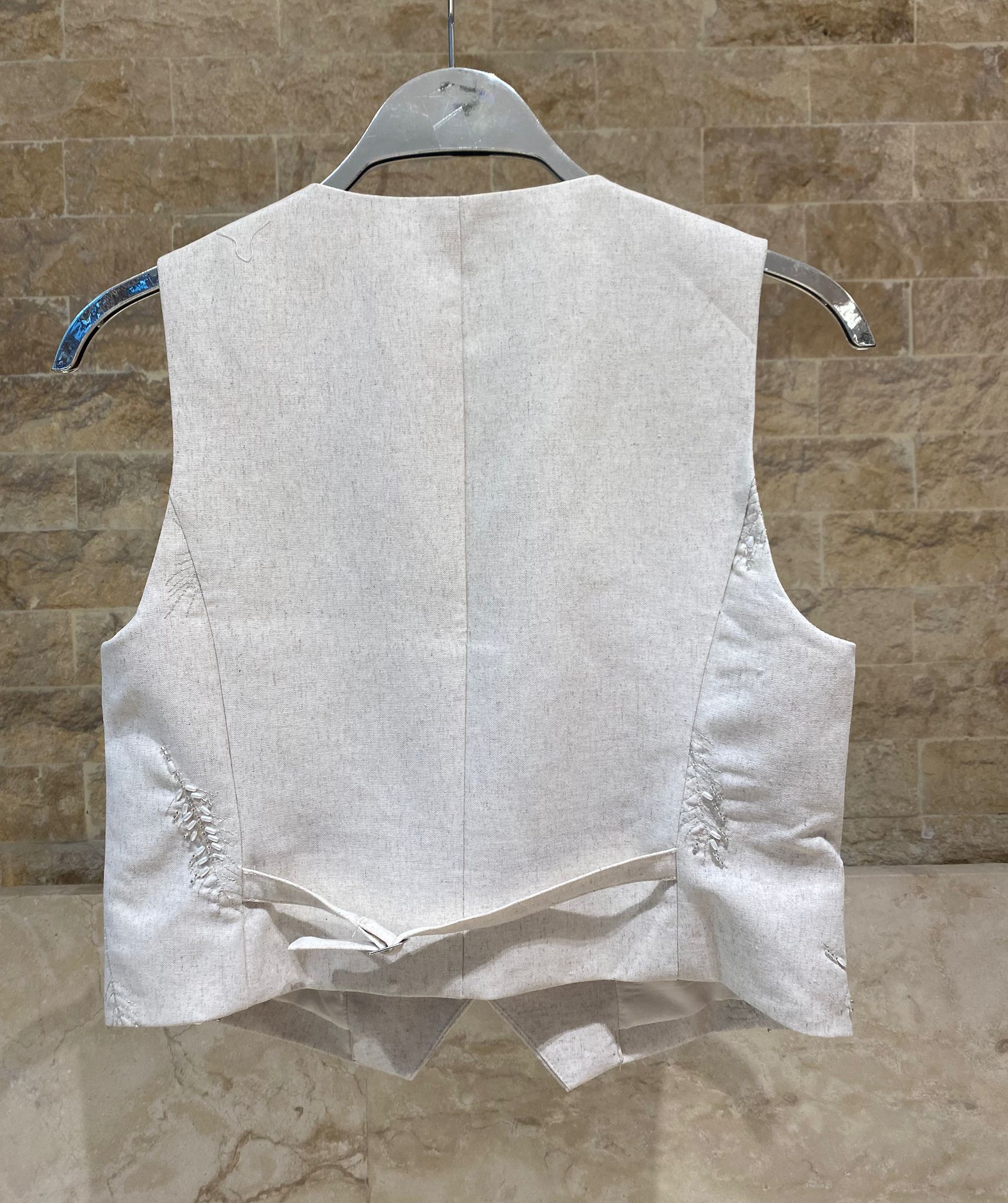 Linen Embroidered Vest Loema