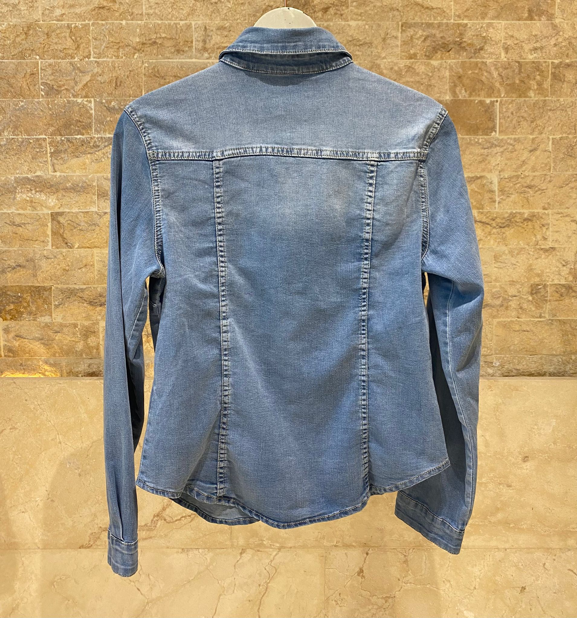 Classic Light Wash Denim Shirt SD9186