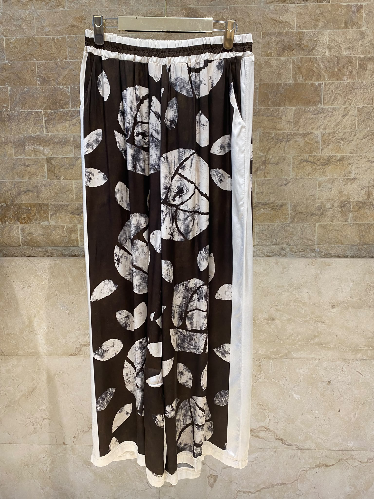 Leaf Print Satin Jacket and Pants Set KD88009/9099VS-14