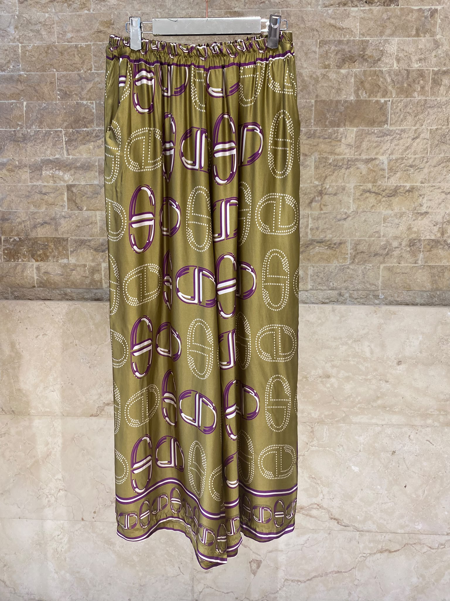 KD7365/6637VS-43 Chain Link Pattern Satin Shirt and Pants