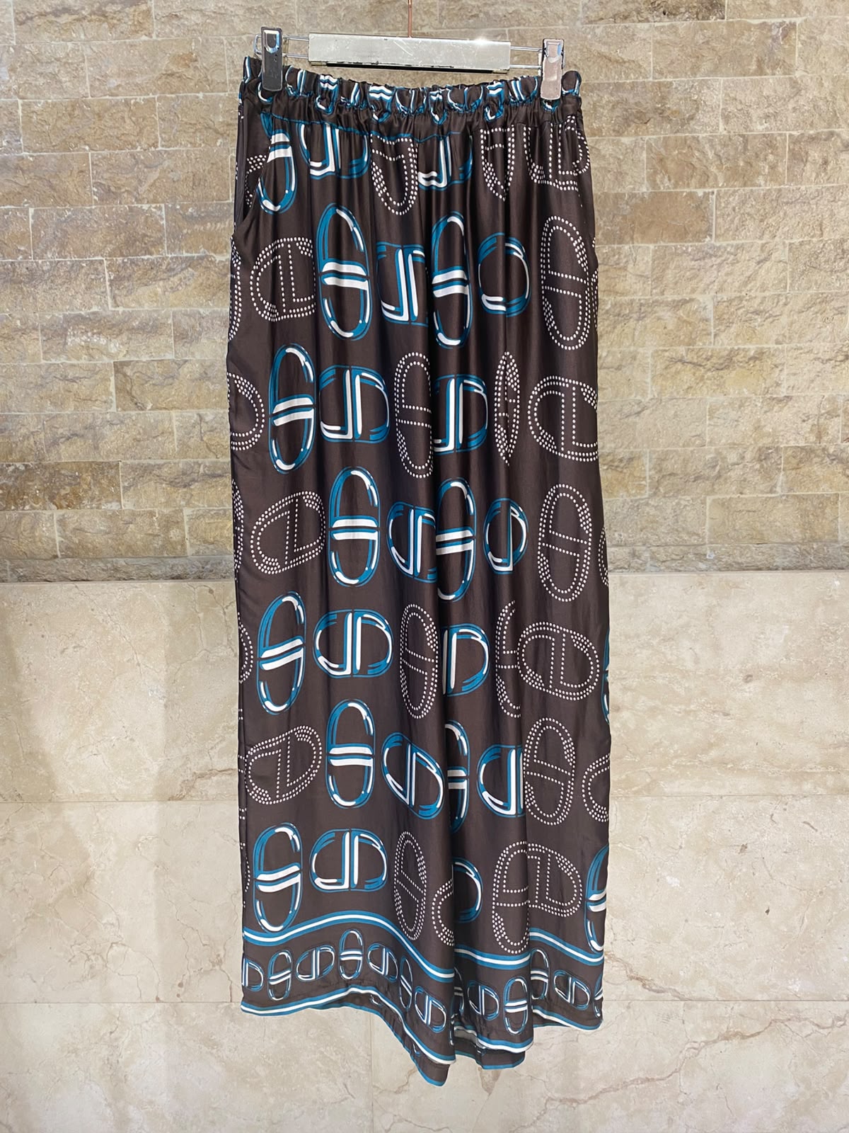 KD7365/6637VS-43 Chain Link Pattern Satin Shirt and Pants