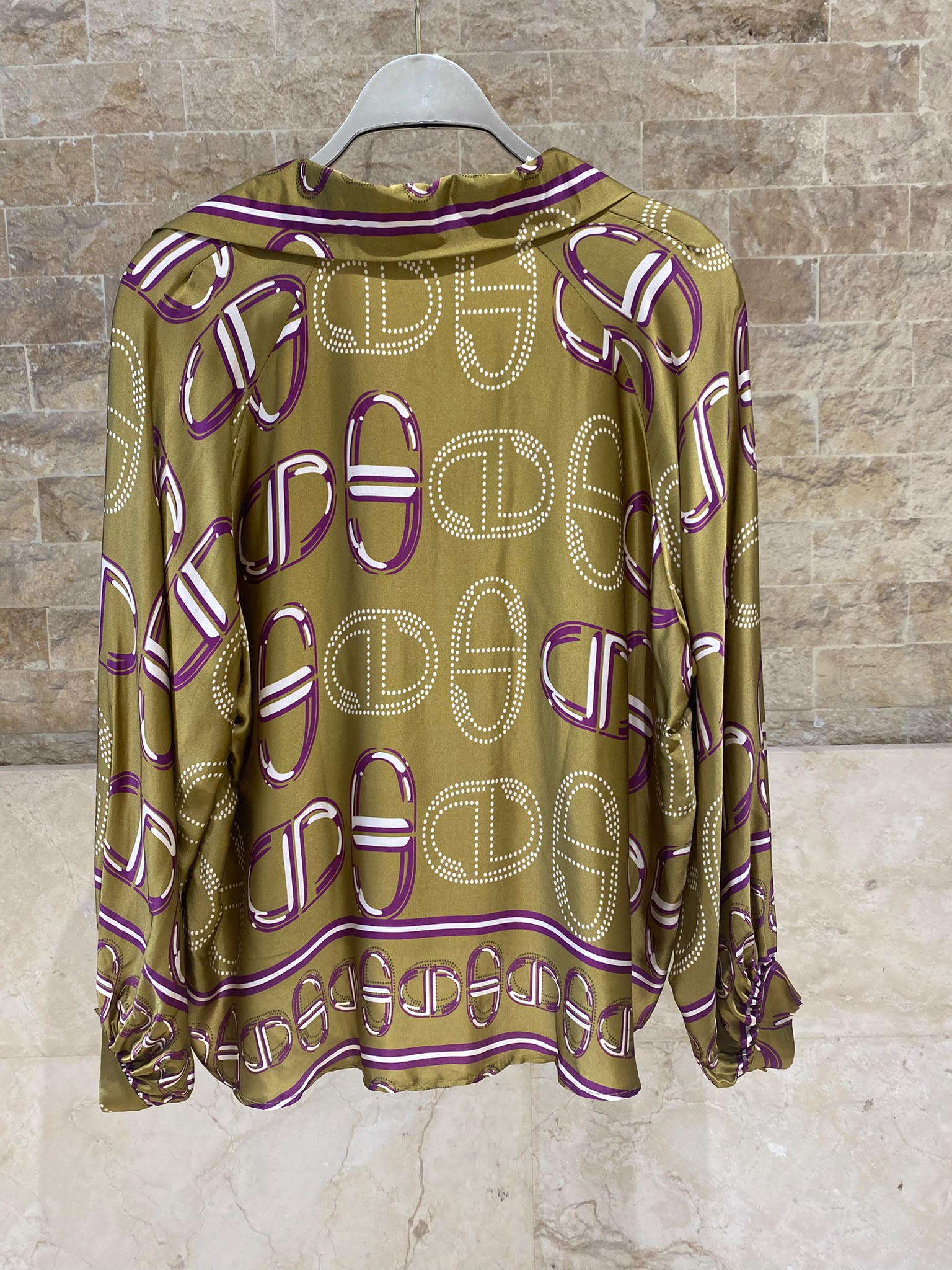 KD7365/6637VS-43 Chain Link Pattern Satin Shirt and Pants
