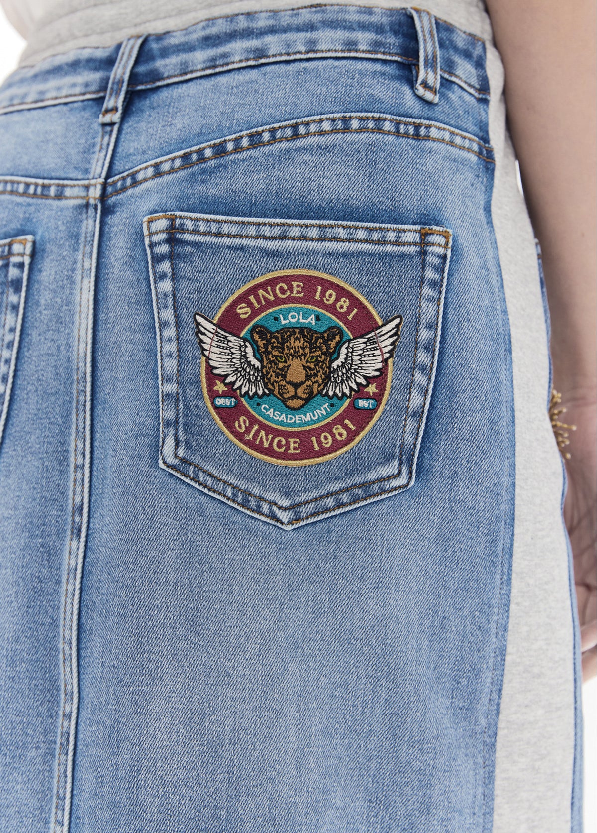 LF2608005 Casual Denim Midi Skirt