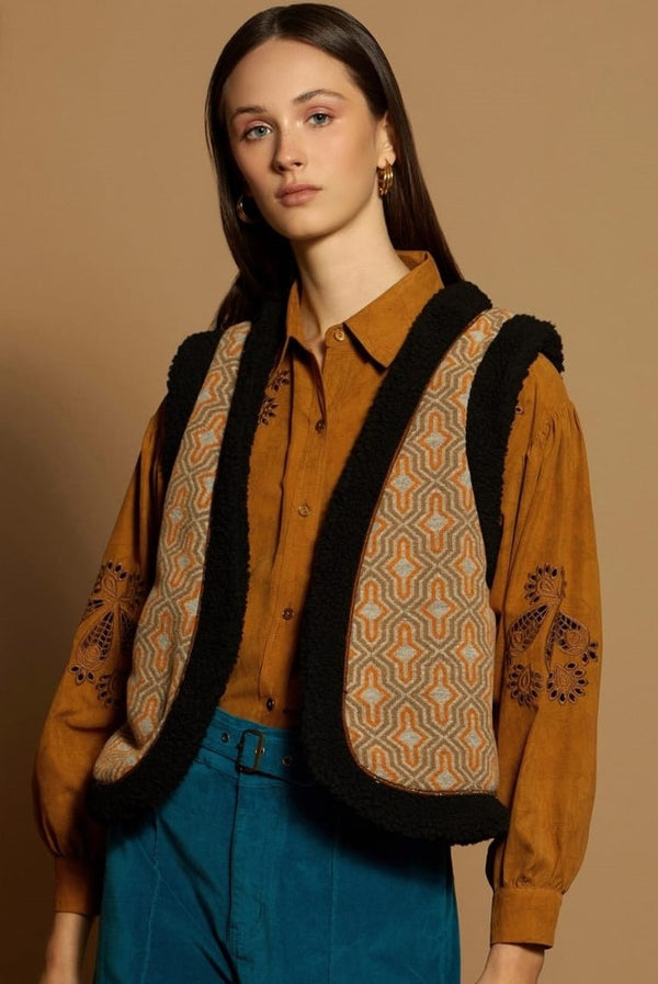 Geometric Printed Vest - M05J28