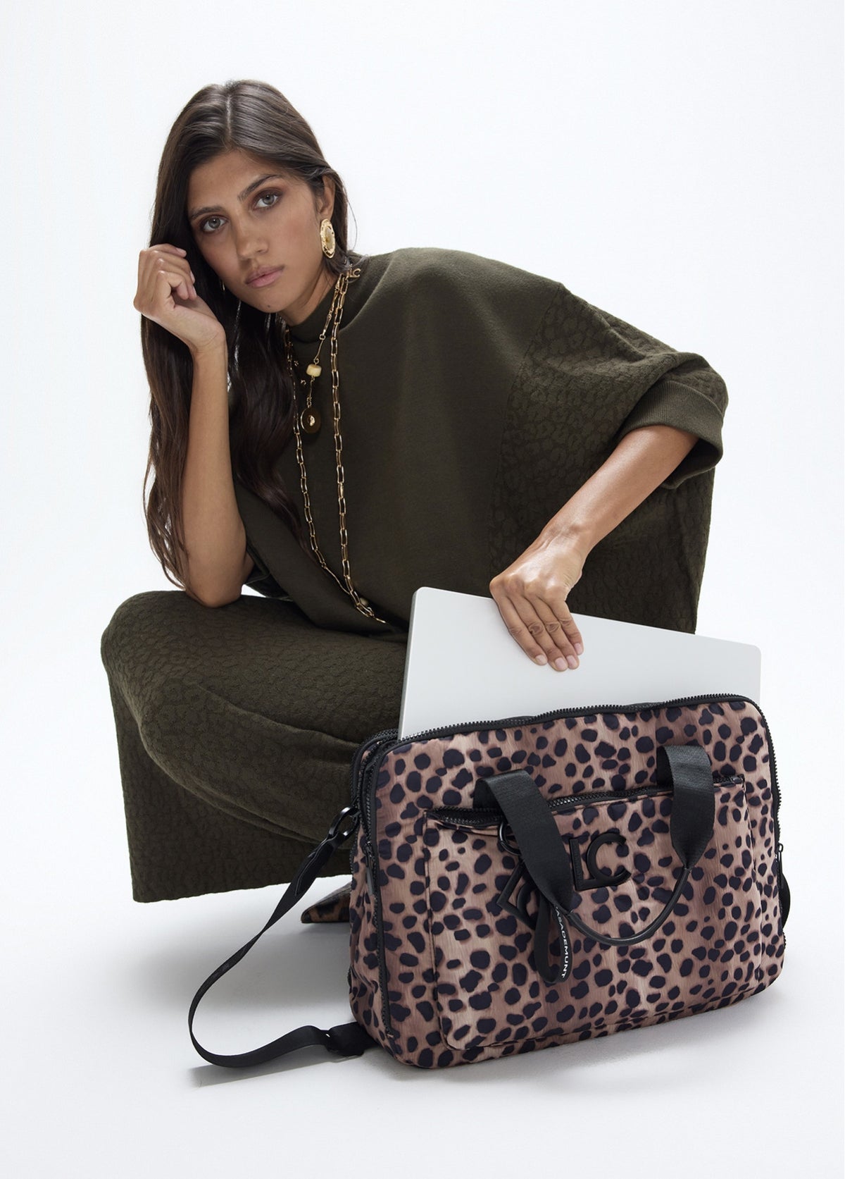 LF2612015 Nylon Laptop Bag with Animal Print