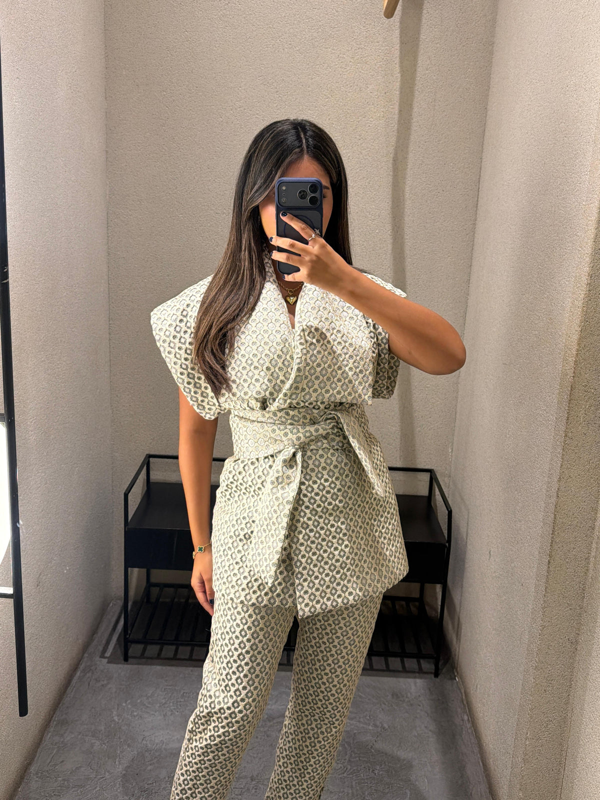 Cosme Set Geometric Embossed Set