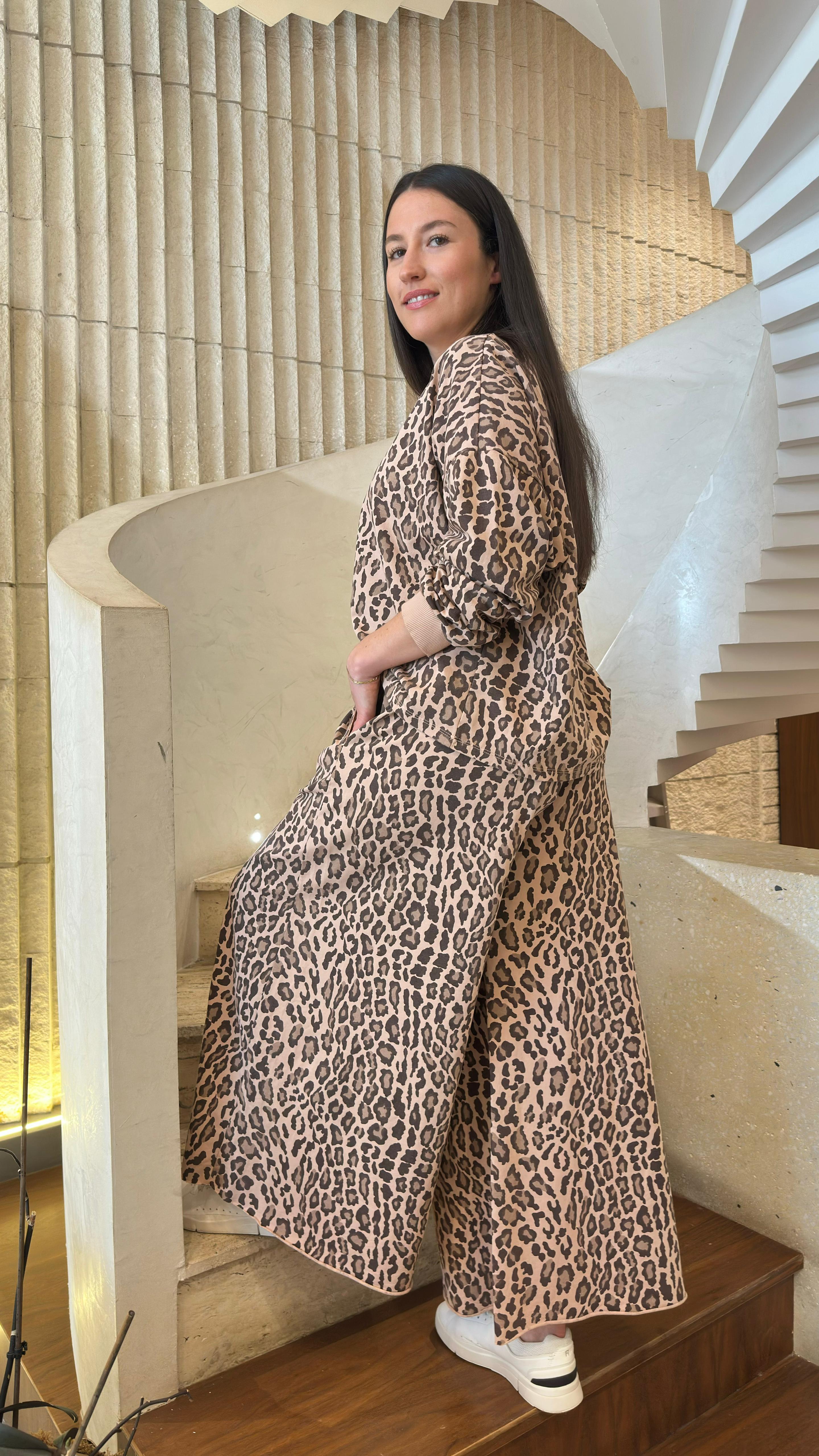 CWM53903/905 Oversized Leopard Print Sweater and Pants Set - Brown Loft