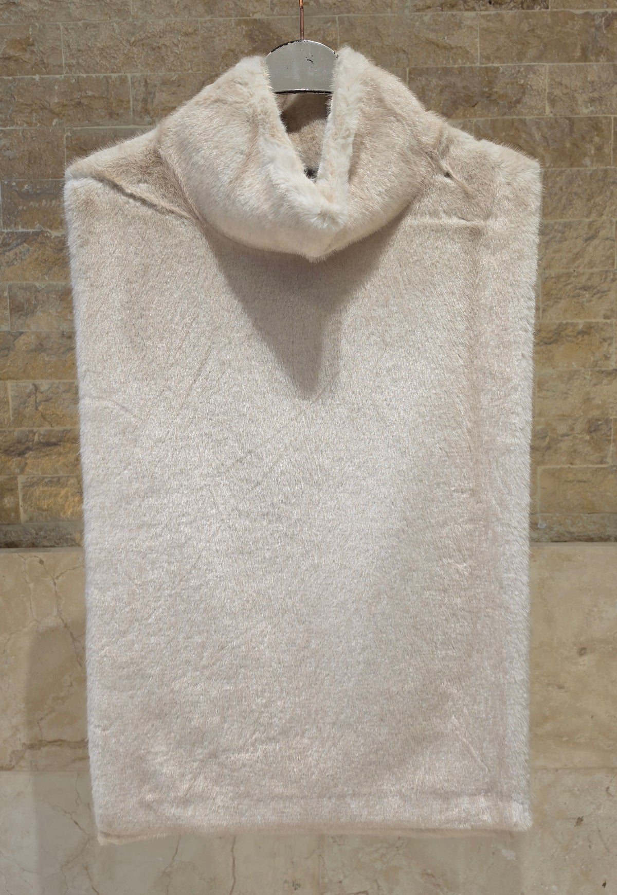 Ivory Faux Fur Sleeveless Vest