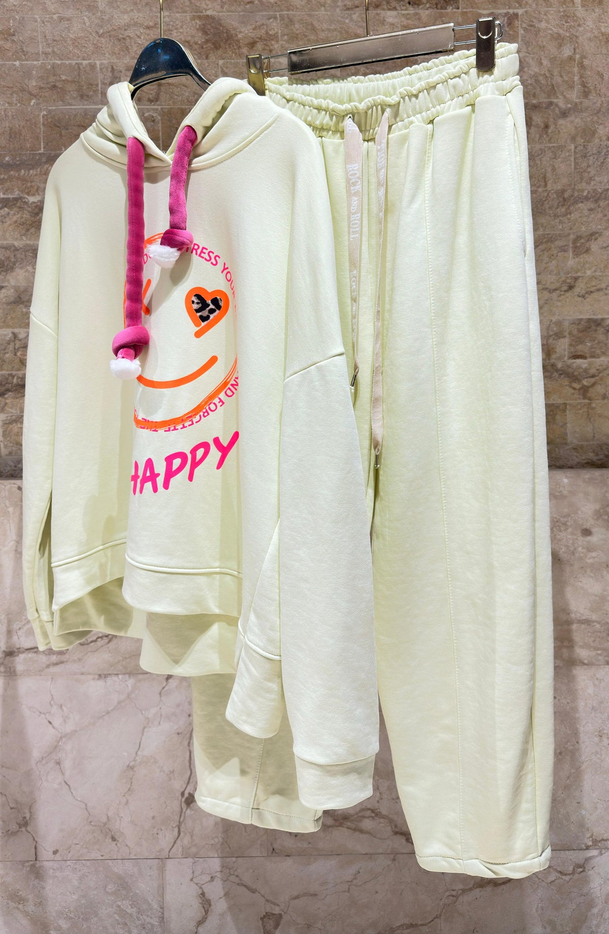 2905/63711 Hoodie Jacket and Pants
