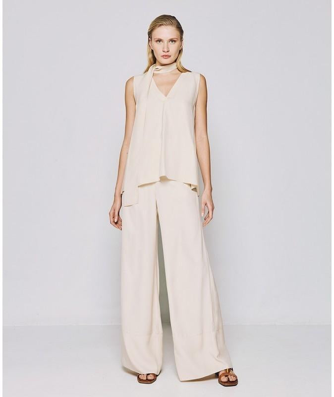 53-2004 V Neck Oversized Sleeveless Top - Brown Loft