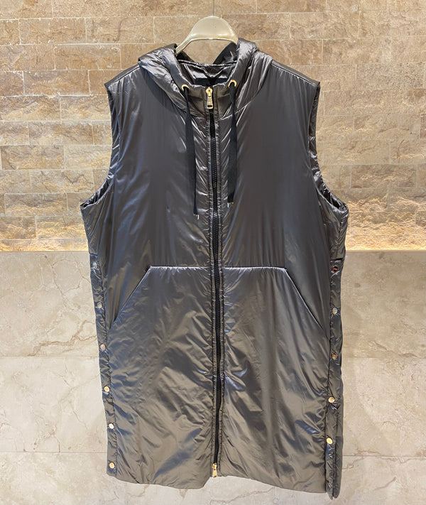 0004.3504 Puffer Metallic Sleeveless Jacket سترة معدنية منفوخة بدون أكمام