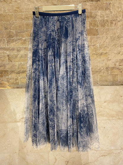 08202-1 Long Tulle Skirt تنورة تول طويلة بطبعة تجريدية
