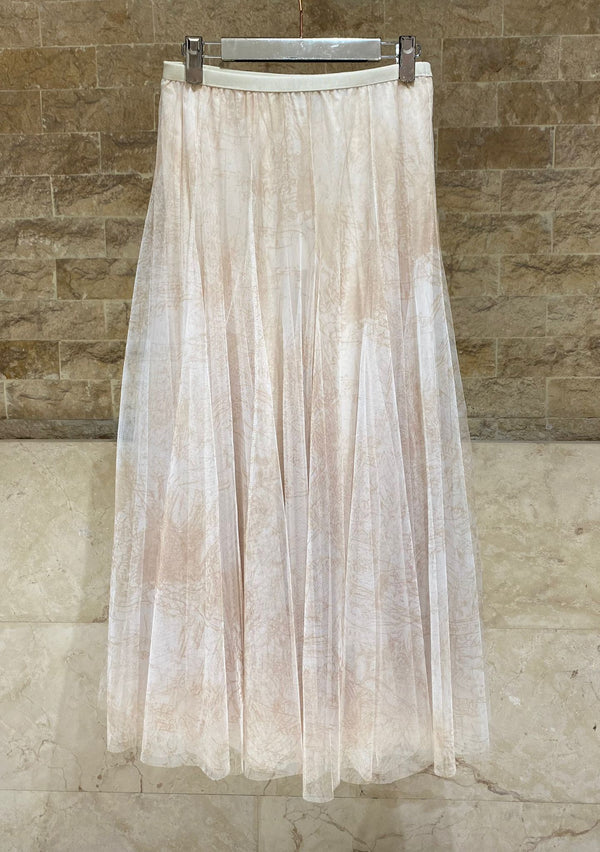 08202-1 Long Tulle Skirt تنورة تول طويلة بطبعة تجريدية