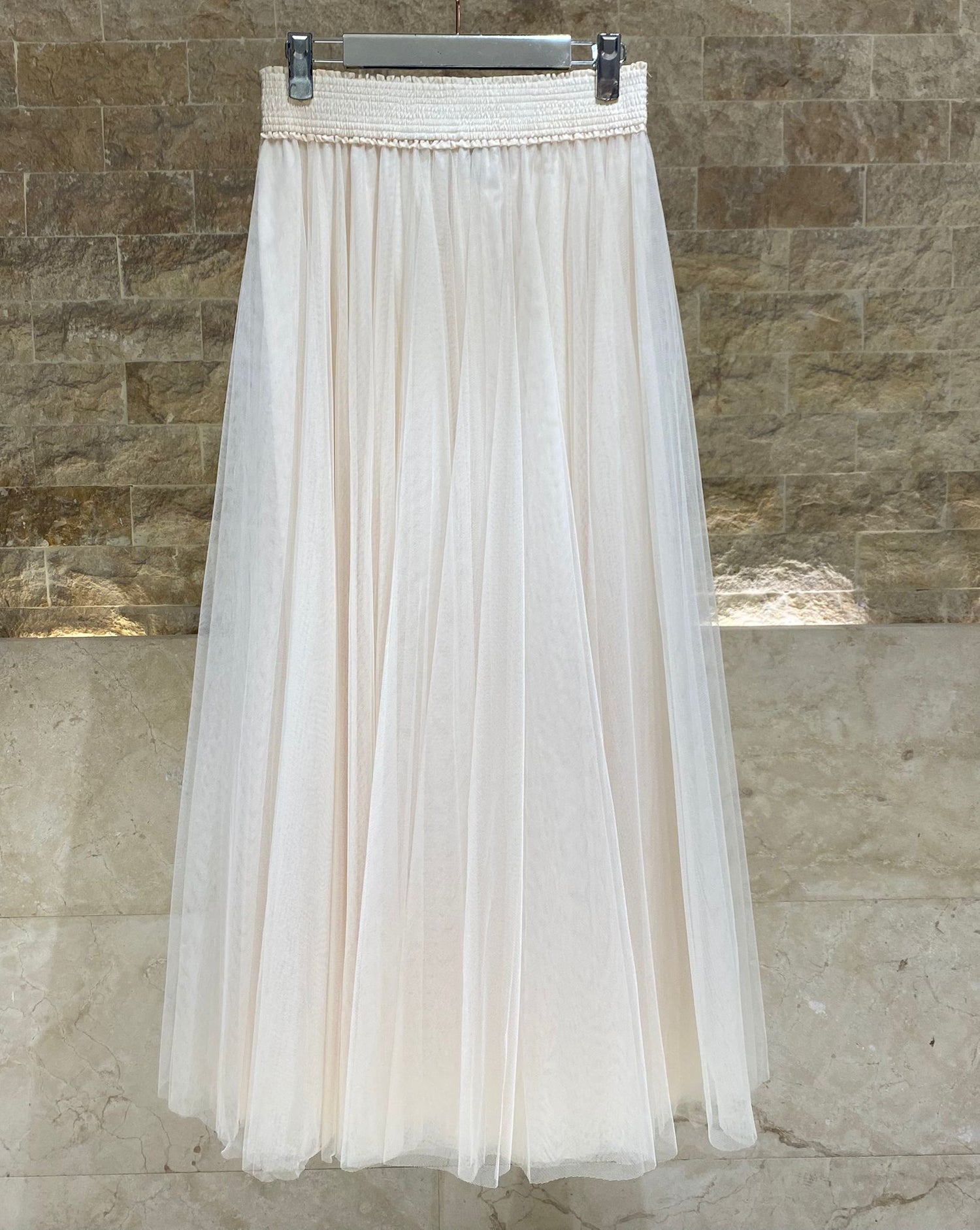 08365 Long Tulle Skirt  تنورة تول طويلة - Brown Loft
