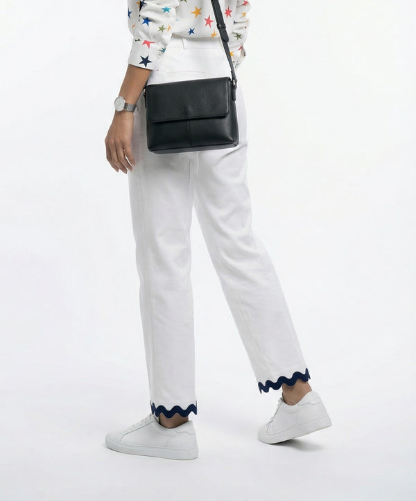 33291 Straight Cut Mid Rise Pants بنطال بقصة مستقيمة وخصر متوسط الارتفاع