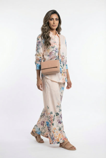 Dorine Floral Print Semi Sheer Shirt قميص شبه شفاف بطبعة زهور - Brown Loft