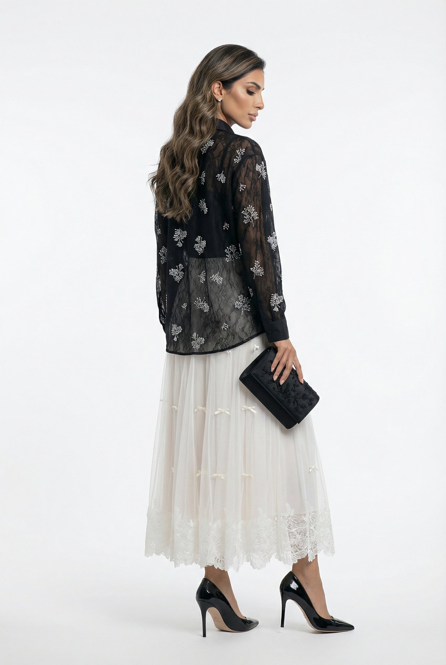 Jessy Beads/Pearls Detailed Sheer Shirt قميص شفاف مزين بالخرز/اللؤلؤ - Brown Loft