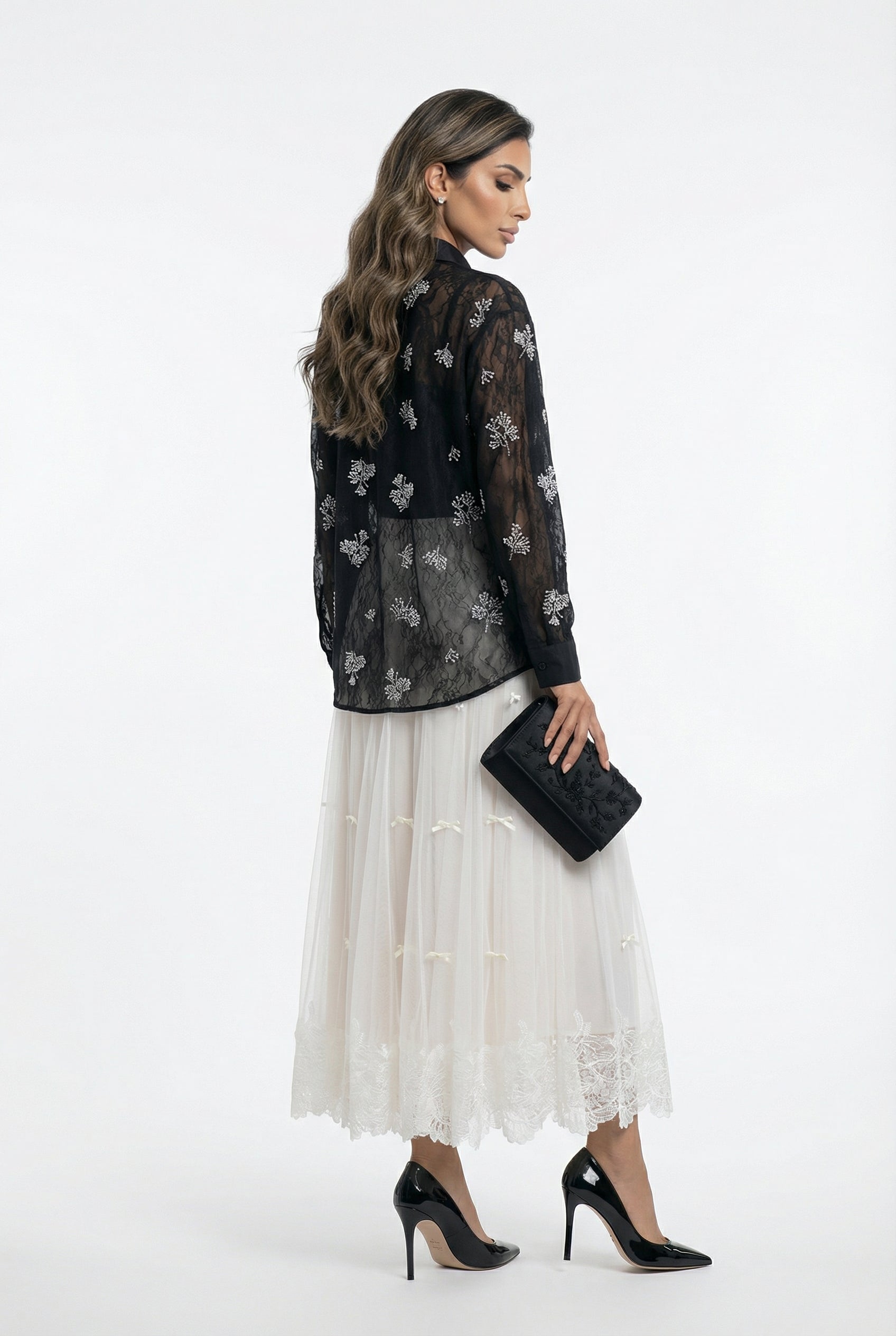 Jessy Beads/Pearls Detailed Sheer Shirt قميص شفاف مزين بالخرز/اللؤلؤ - Brown Loft